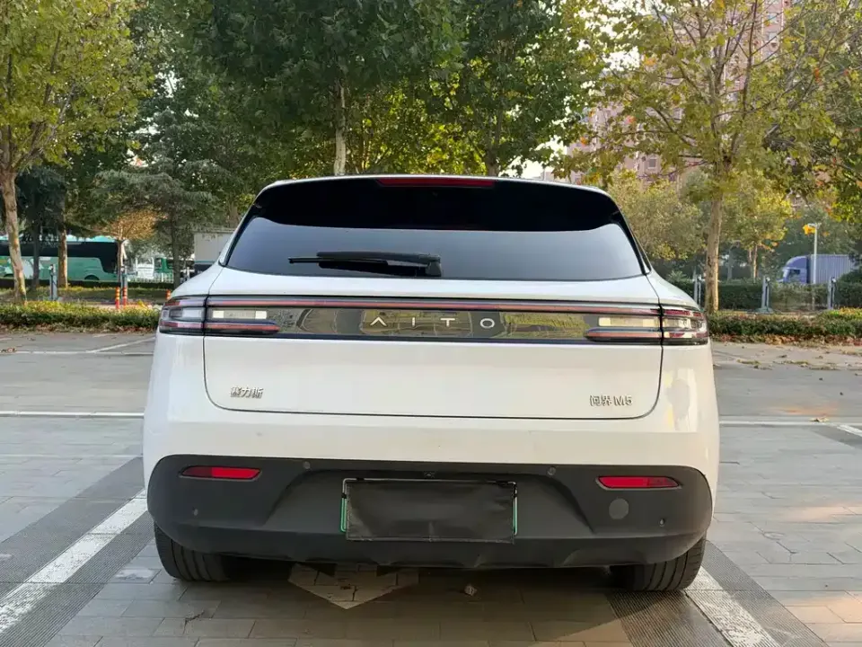 AITO AITO M5