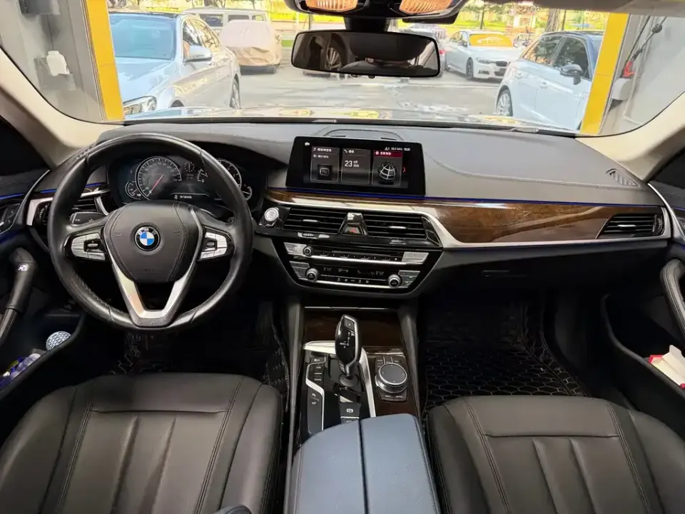 BMW 5-Series