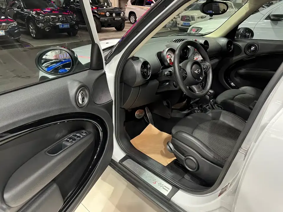 MINI Mini Countryman