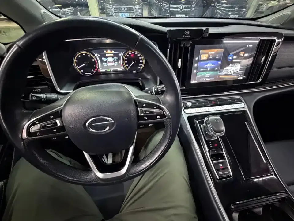 GAC Trumpchi M8