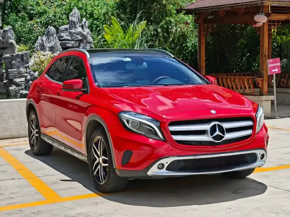 Mercedes-Benz GLA