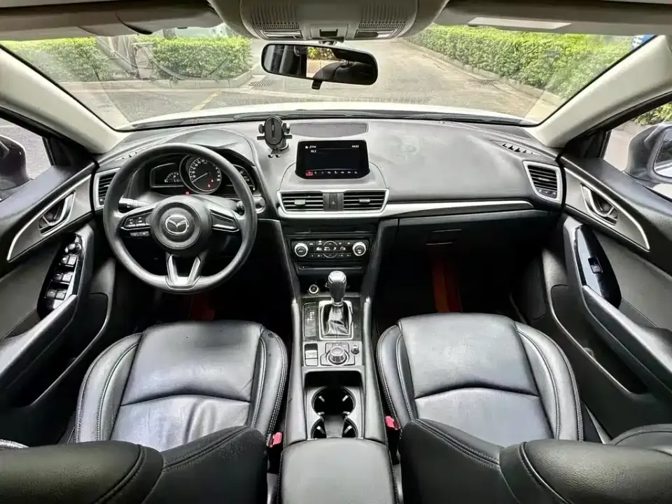Mazda 3 Axela