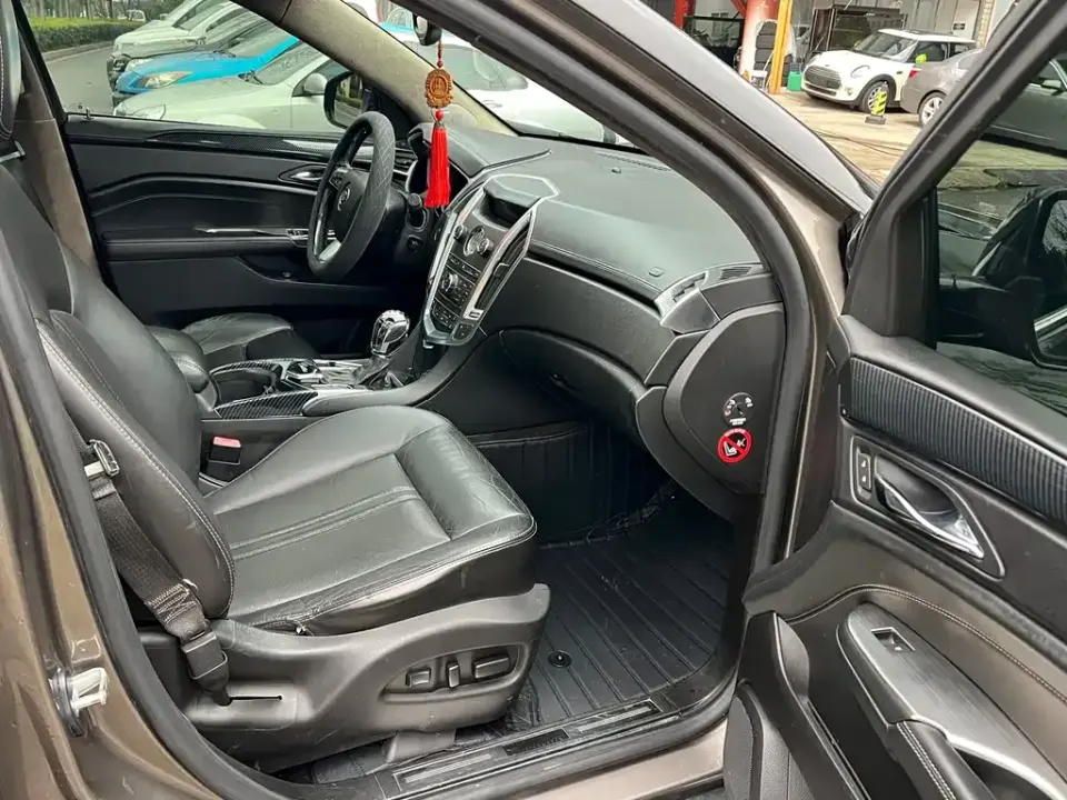 Cadillac SRX