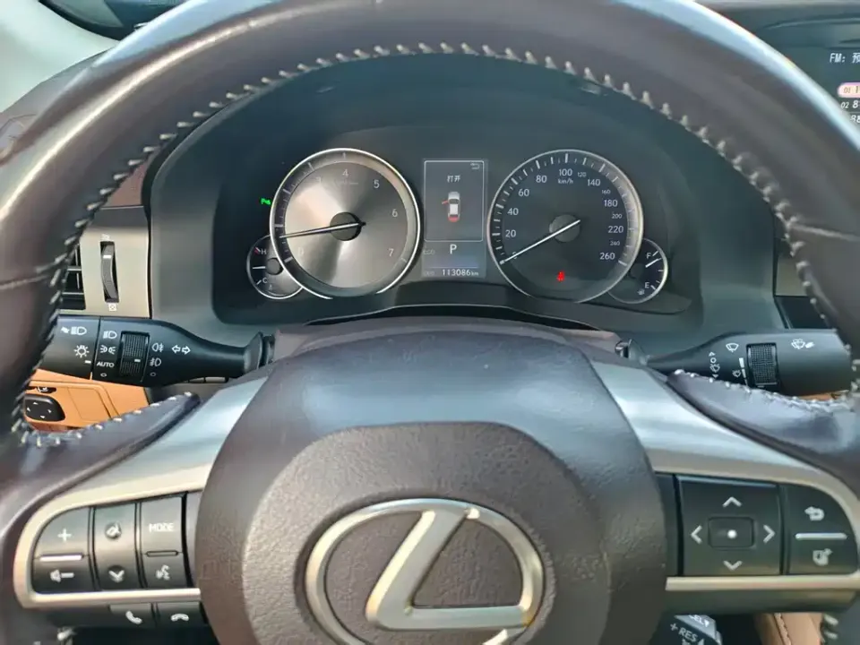 Lexus ES
