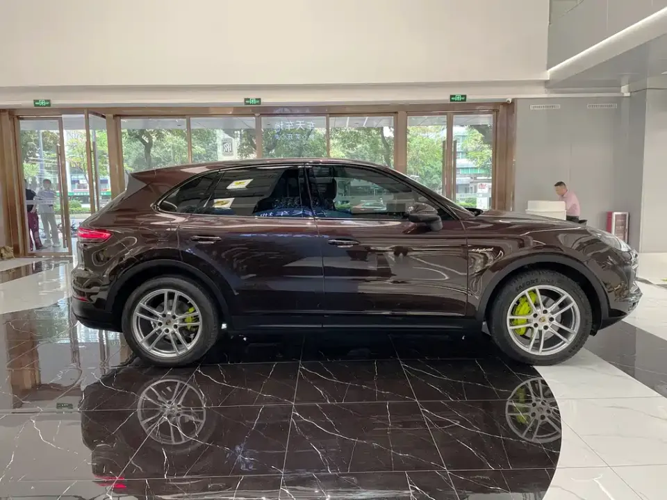 Porsche Cayenne Hybrid