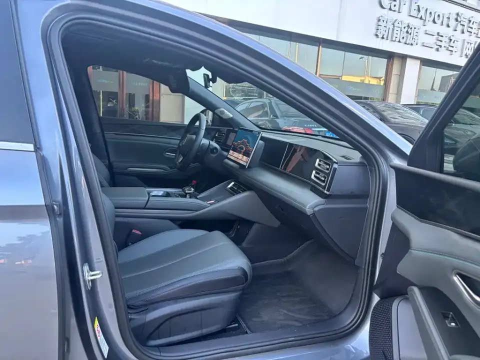 BYD Qin L