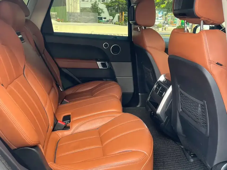 Land Rover Sport