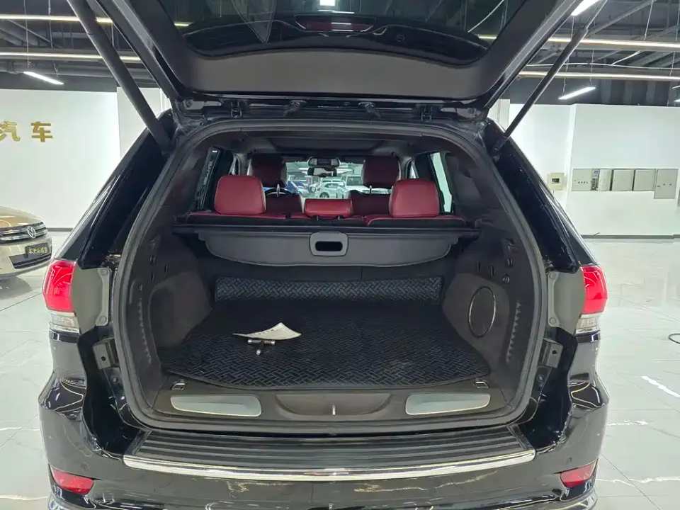 Jeep Grand Cherokee (Import)