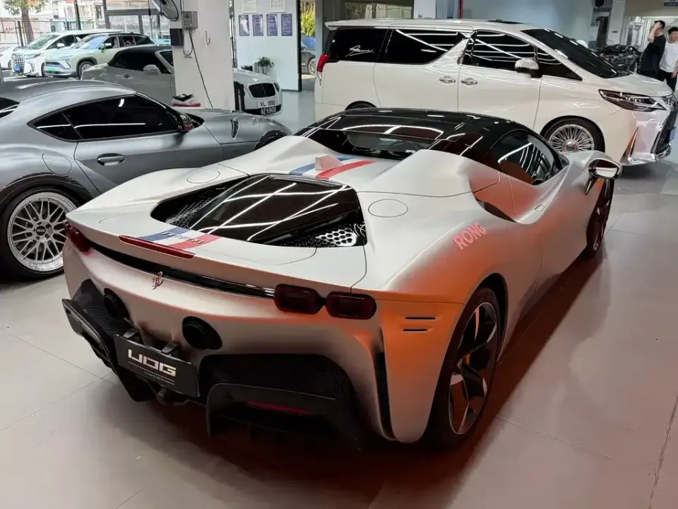 Ferrari SF90