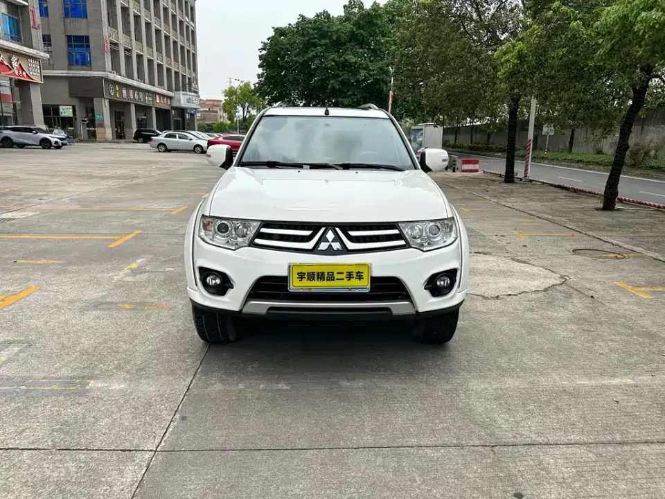 Mitsubishi Pajero Sport