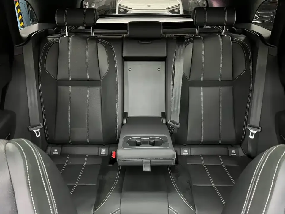 Land Rover Velar