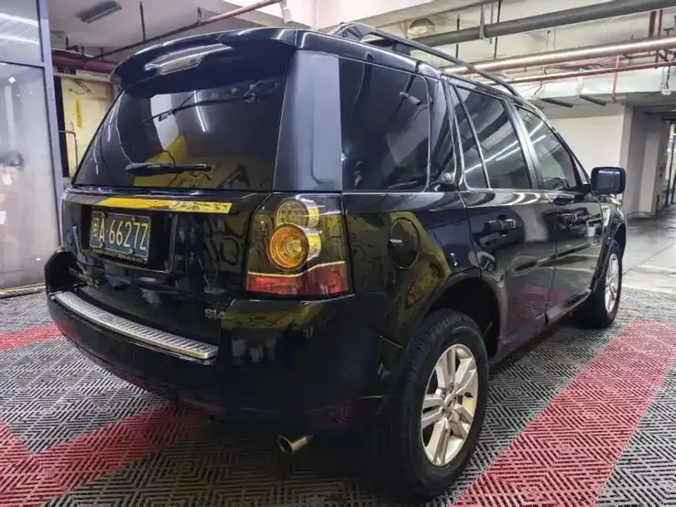 Land Rover Freelander 2