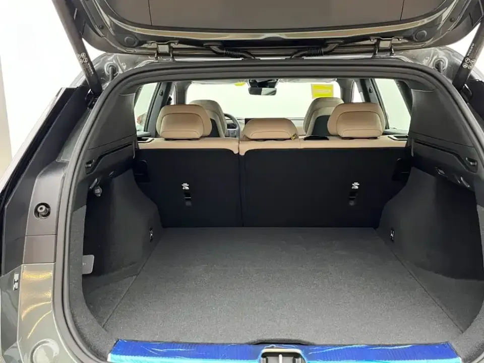 Volvo XC70 PHEV