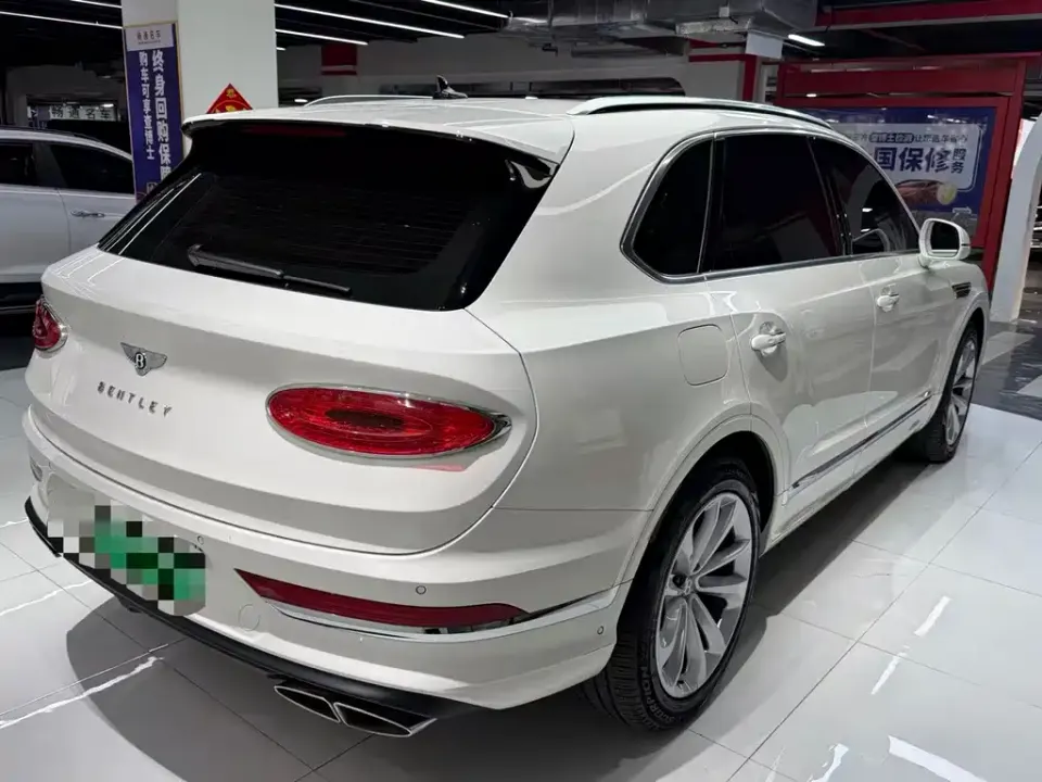 Bentley Bentayga PHEV