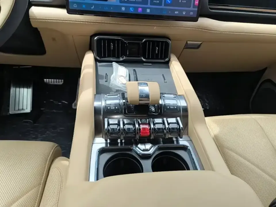 Fang Cheng Bao Leopard 8