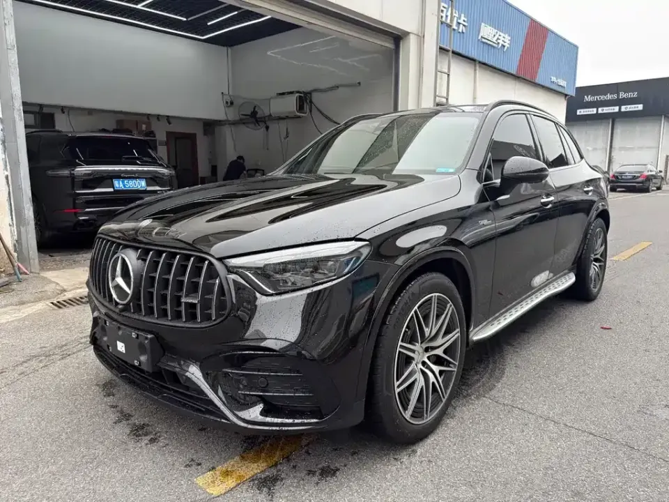 Mercedes-Benz GLC AMG