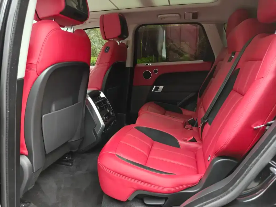 Land Rover Sport