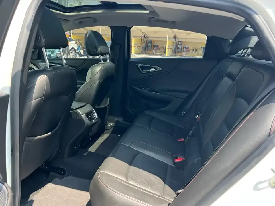 Chevrolet Malibu XL