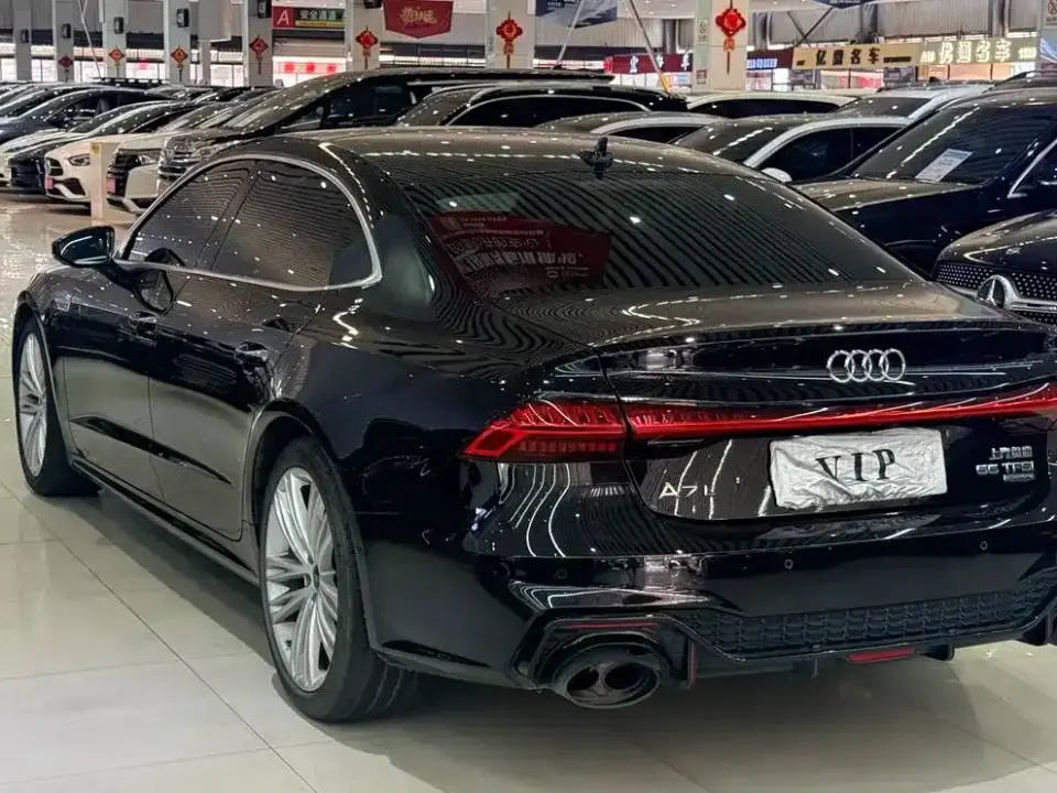 Audi A7L