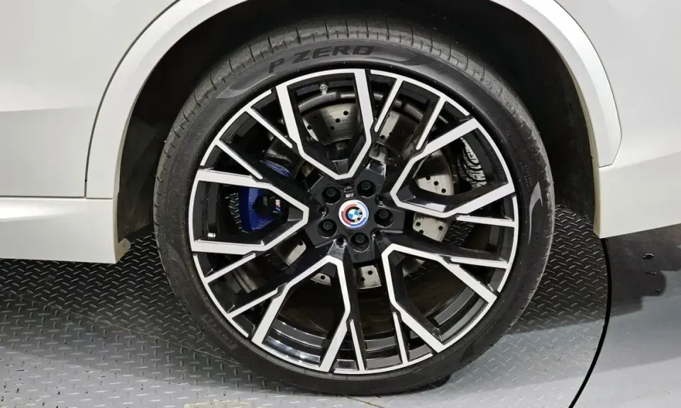BMW X5M