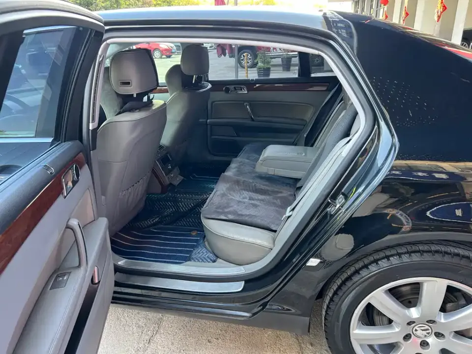Volkswagen Phaeton