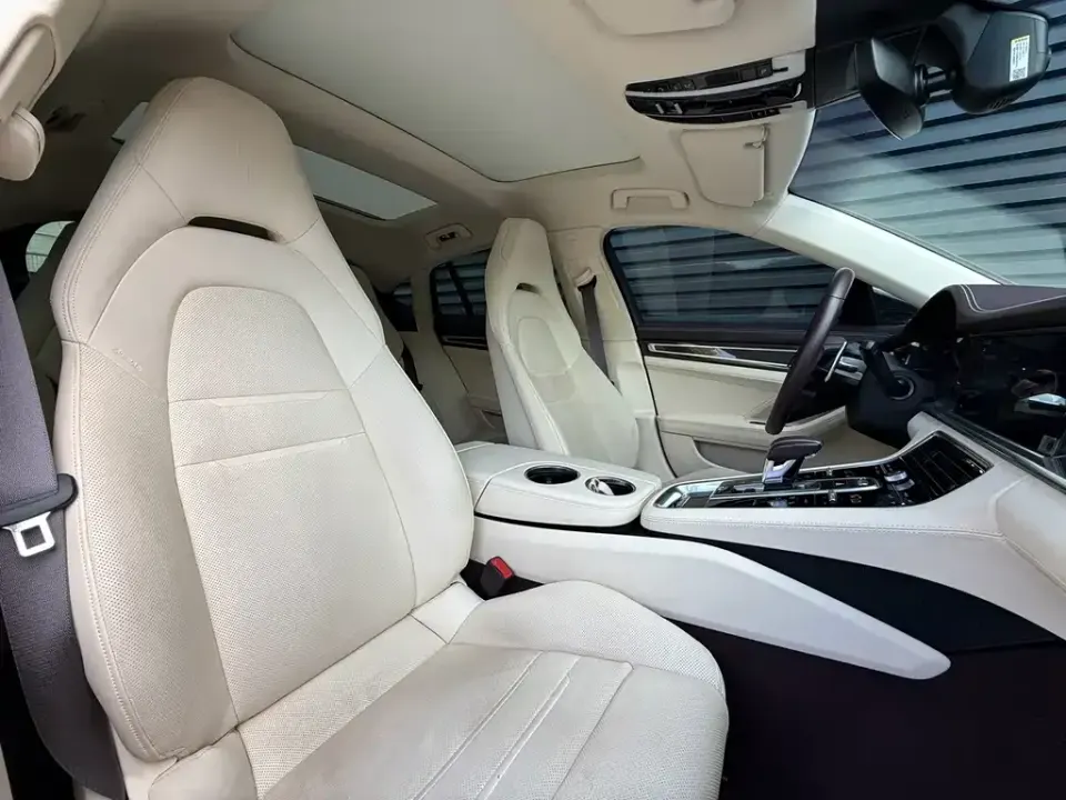 Porsche Panamera Hybrid