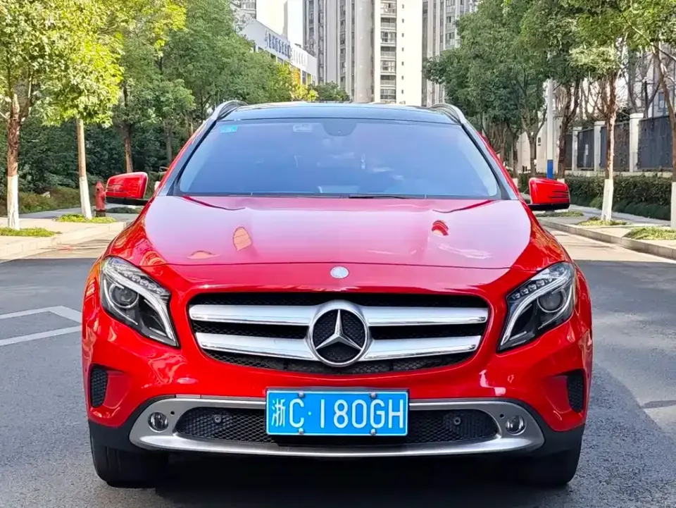 Mercedes-Benz GLA