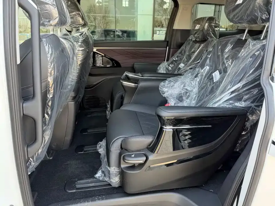 GAC Trumpchi M8