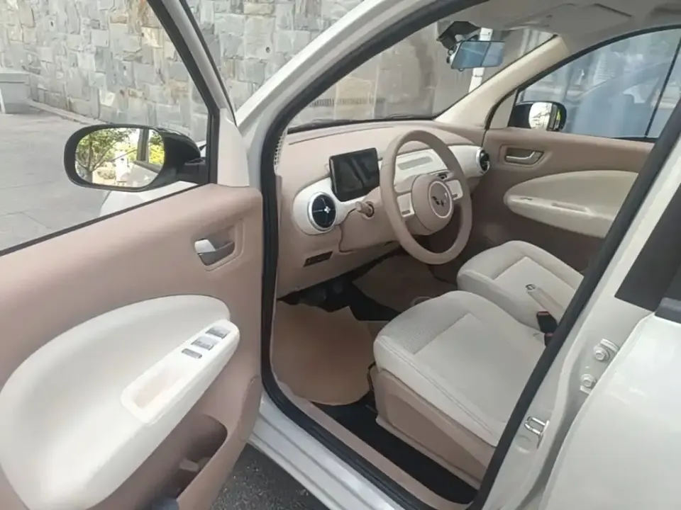 Wuling MINIEV