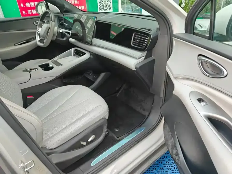 BYD Sealion 06