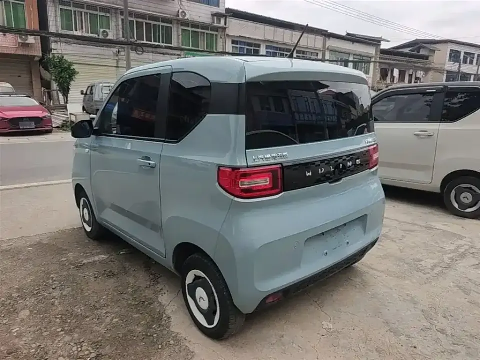 Wuling MINIEV