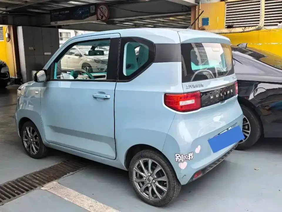 Wuling MINIEV