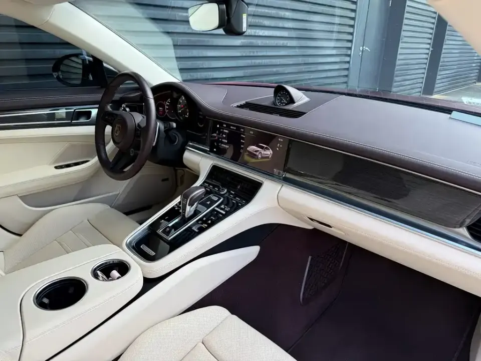 Porsche Panamera Hybrid