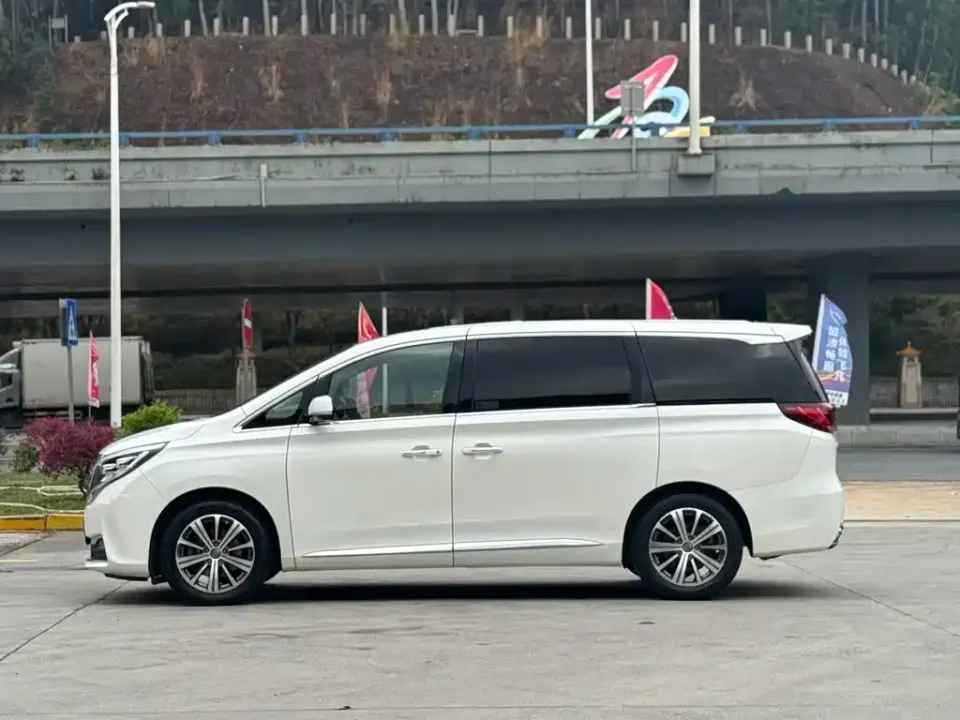 GAC Trumpchi M8