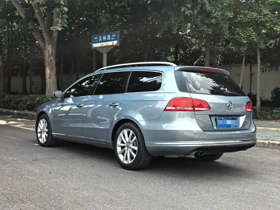 Volkswagen Magotan (Import)