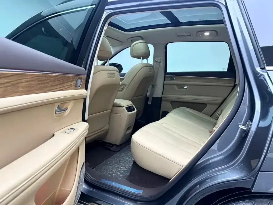 AITO M7