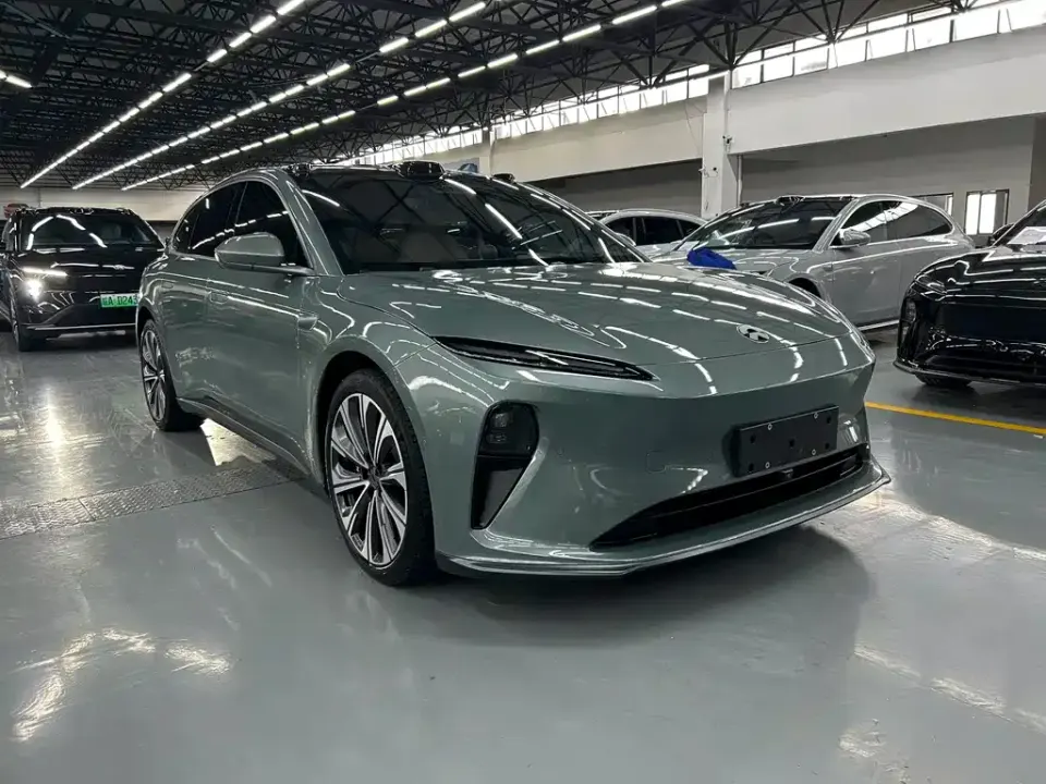 Nio ET5T