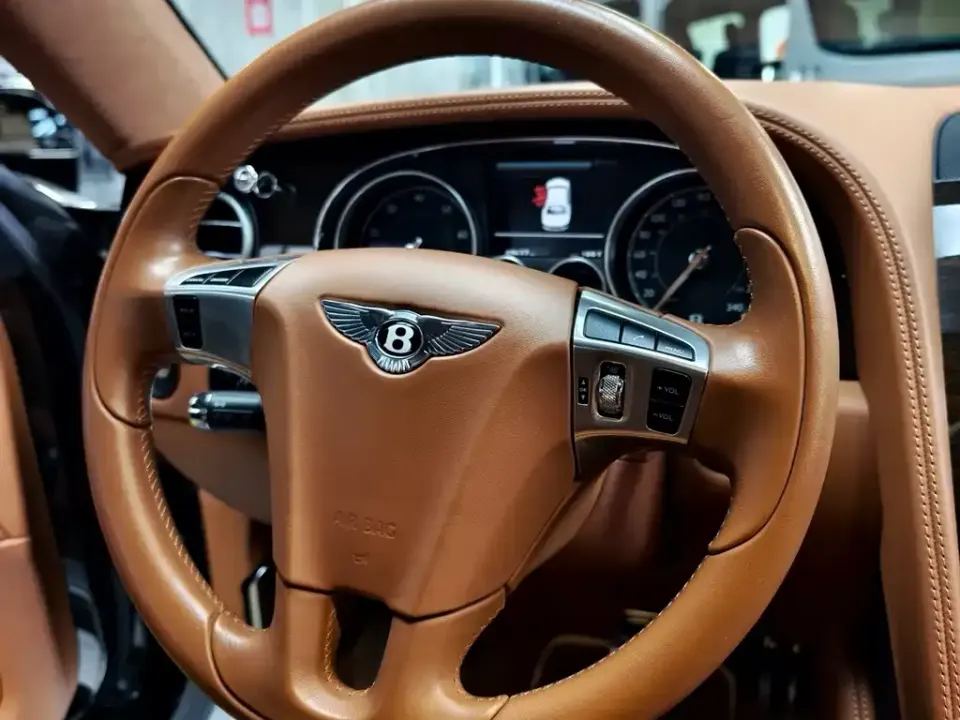 Bentley Flying Spur