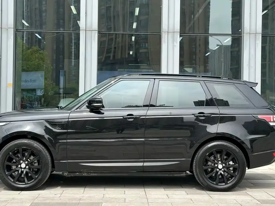 Land Rover Sport