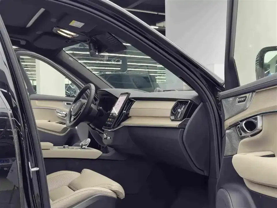 Volvo XC90 PHEV