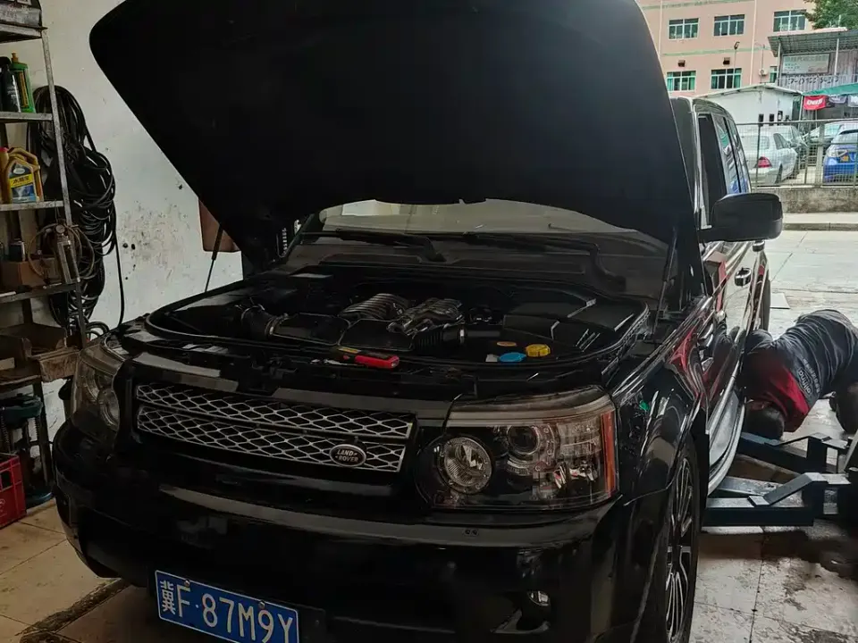 Land Rover Sport