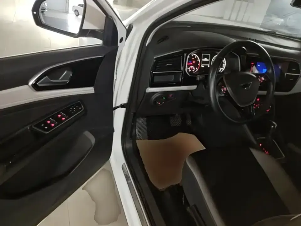Jetta VS7