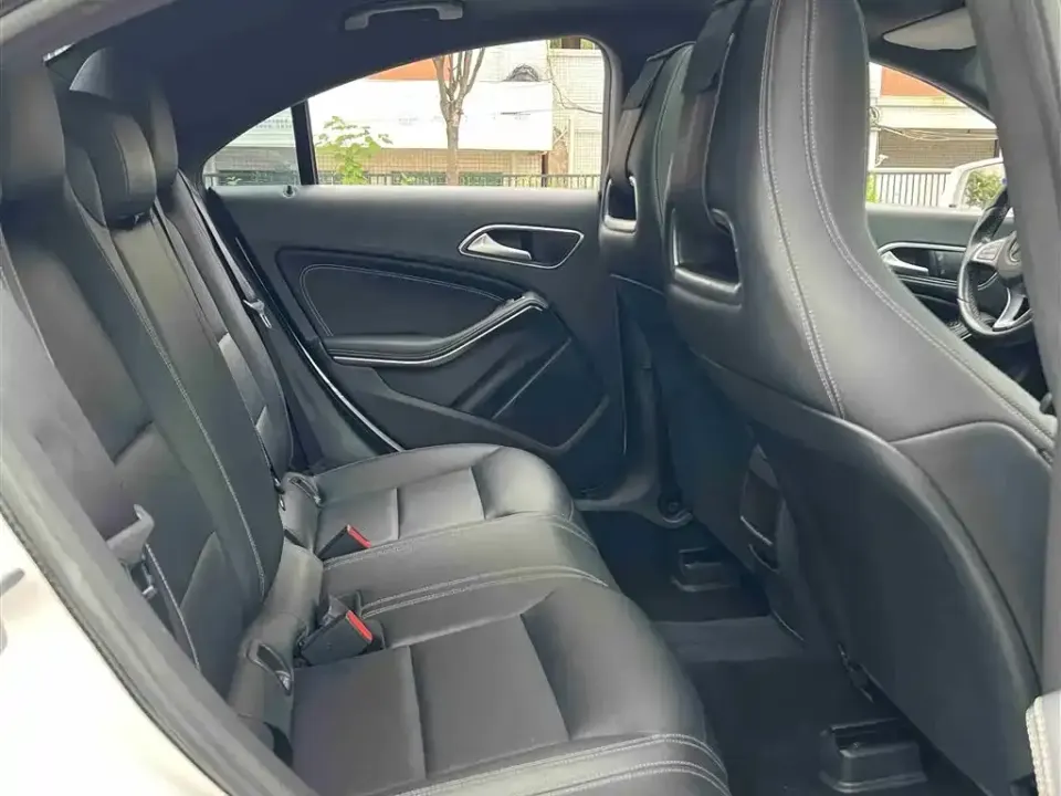 Mercedes-Benz CLA (Import)