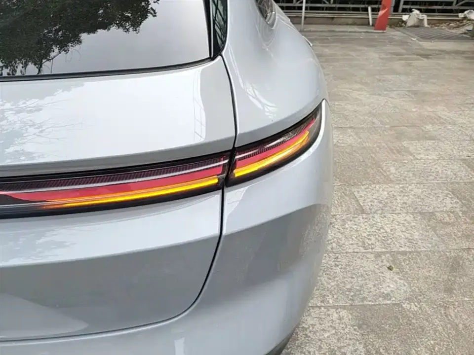Nio ET5T