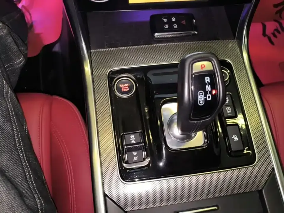 Jaguar XEL