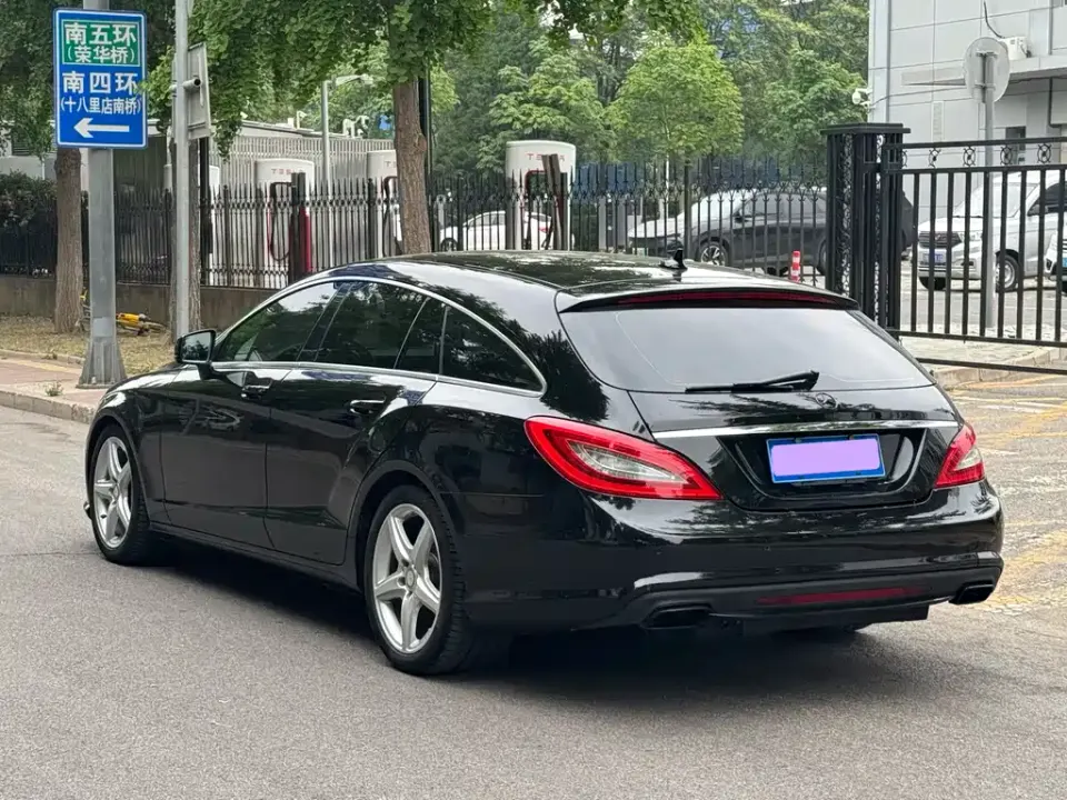 Mercedes-Benz CLS