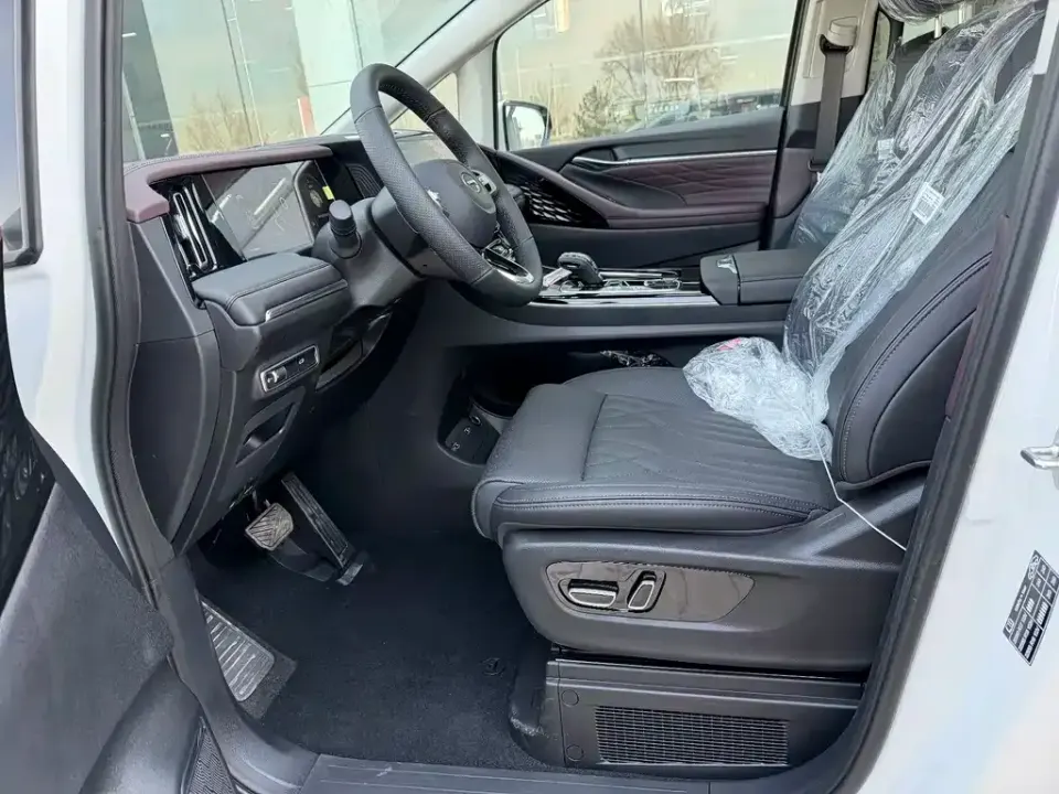 GAC Trumpchi M8