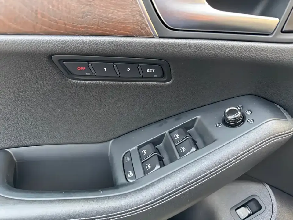 Audi Q5 (Import)