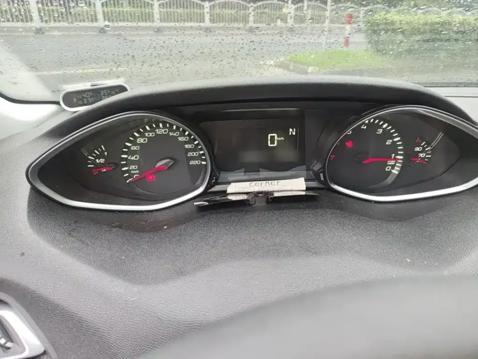 Peugeot 308S