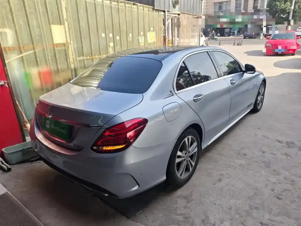 Mercedes-Benz C-Class